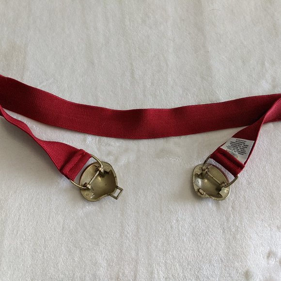 Gold Seashell Belt Clasp Enclosure - Picture 2 of 3